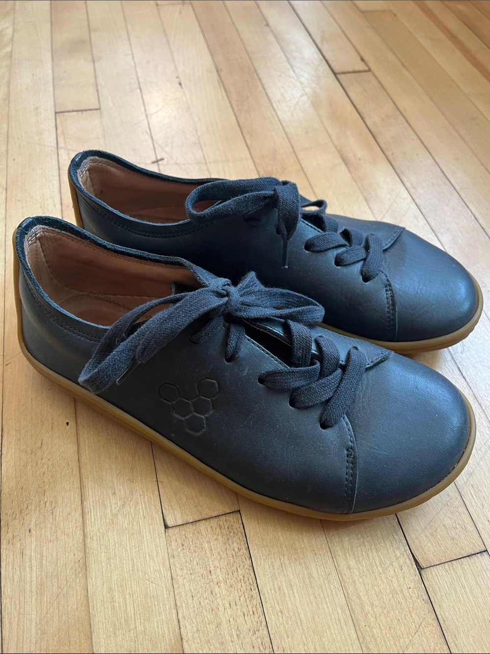Vivo Barefoot Women’s Casual Lace-Up Leather Sneakers - Navy Blue